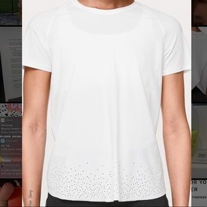 Quick pace short sleeve Lulu top